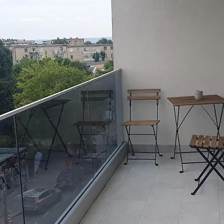 Joy Apartment *